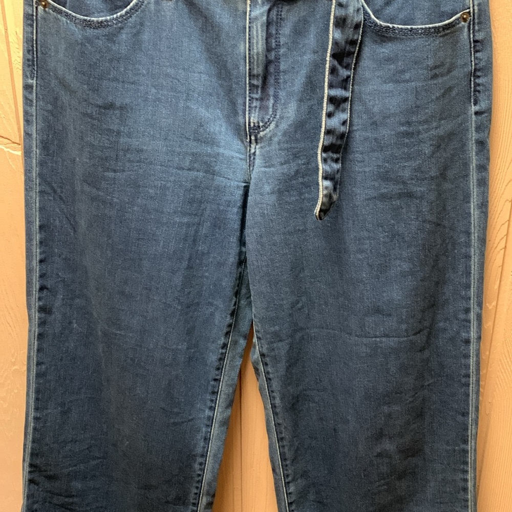 Universal Thread Jeans - Picture 4 of 10